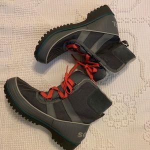 Sorel Tivoli snow boots